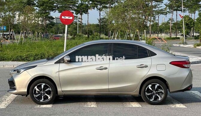 Toyota Vios E 2023 Vàng cát Số sàn