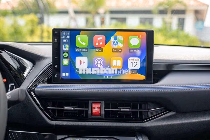 Toyota Yaris Cross Hybrid Đen Tự động
