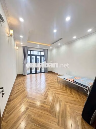 Bán nhà Tây Lân Bình Tân. Njaf 6 tầng DT 4mx20m giá 8,4 tỷ