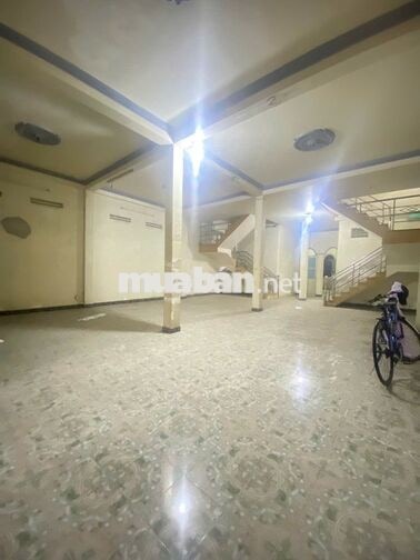 Cho thuê nhà mt đường D9 DT 8x25m 1 trệt 1 lầu trống suốt