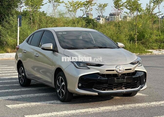 Toyota Vios E 2023 Vàng cát Số sàn