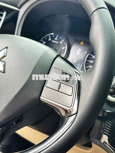 Mitsubishi Outlander CVT 2018 Nâu 7 chỗ 9 vạn