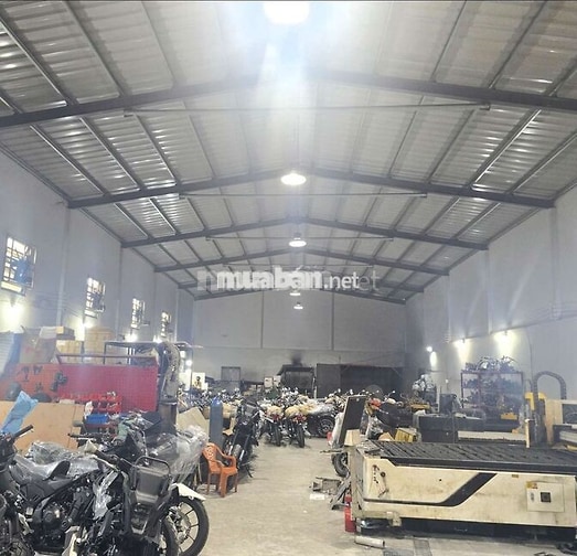 CHO THUÊ KHO,XƯỞNG 500M² GIÁ 40TR/T, Đ XE CÔNG 40F NGAY EON TÂN PHÚ