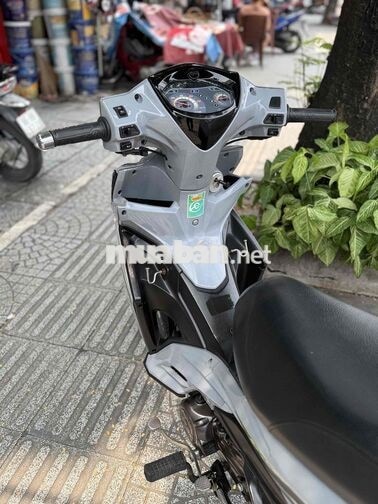 SYM Galaxy 50 2024 Xám xi măng ,xe 9chủ ký giấy