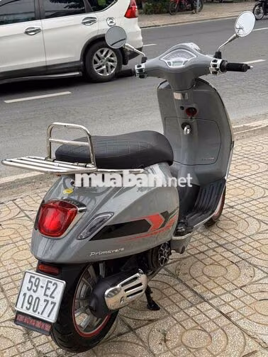 Piaggio Vespa Primavera 2022 Xám xi măng iGet
