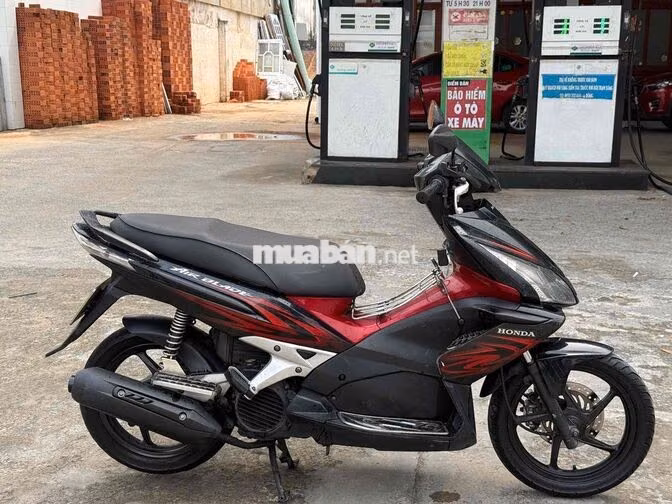 Honda Air Blade lên thái