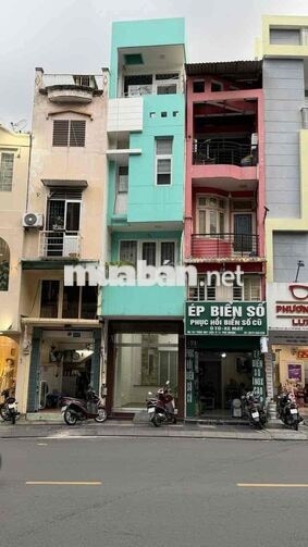 Cho thuê tầng trệt mặt tiền Trần Huy Liệu đường 2 chiều sầm uất