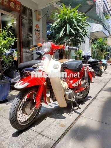 Honda Super Cub 70 Cổ điển Đỏ