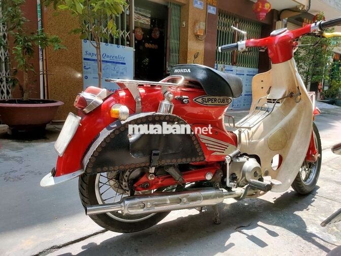 Honda Super Cub 70 Cổ điển Đỏ