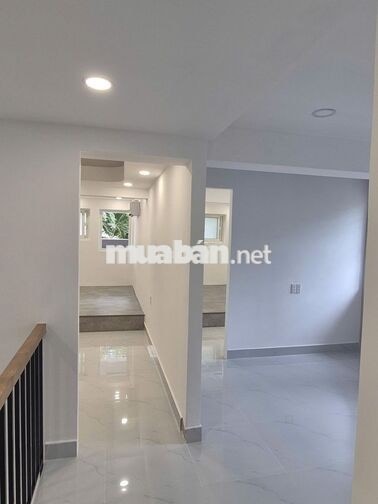 Bán căn hộ tầng trệt Chung cư Gò Dầu 1, 95m2, Giá 5.45 tỷ, sổ hồng