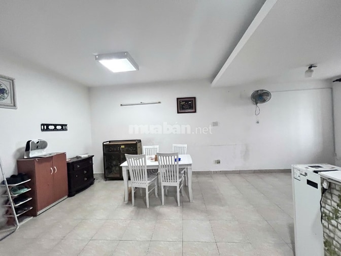 CC D1 KDC Phú Lợi P7 Q8, 2PN 78m2 có sẵn nội thất, nhà đẹp ở liền