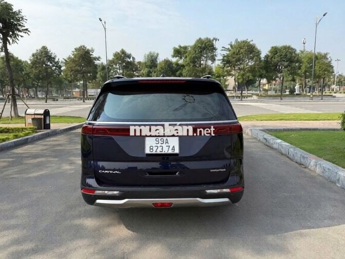 Kia Carnival Signature 2.2D 2022 - 1 Tỷ 50 Triệu