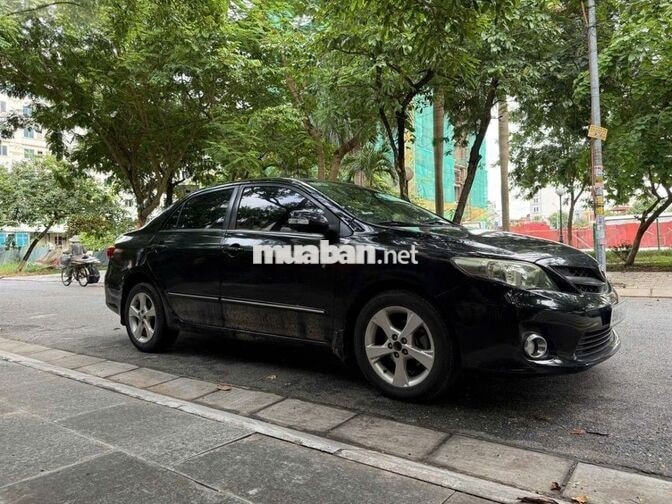 Toyota Corolla altis 2.0V 2011 - 310 Triệu