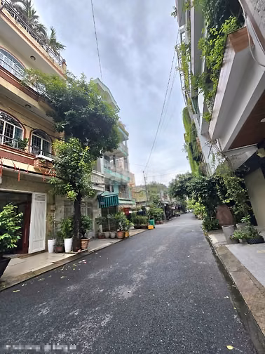 Cho thuê nhà MTNB Bàu cát 2, DT 4x14- 1 lầu,sân thượng, 2pn,2wc