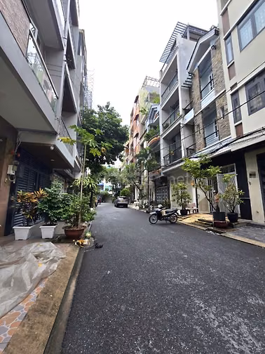 Cho thuê nhà MTNB Bàu cát 2, DT 4x14- 1 lầu,sân thượng, 2pn,2wc
