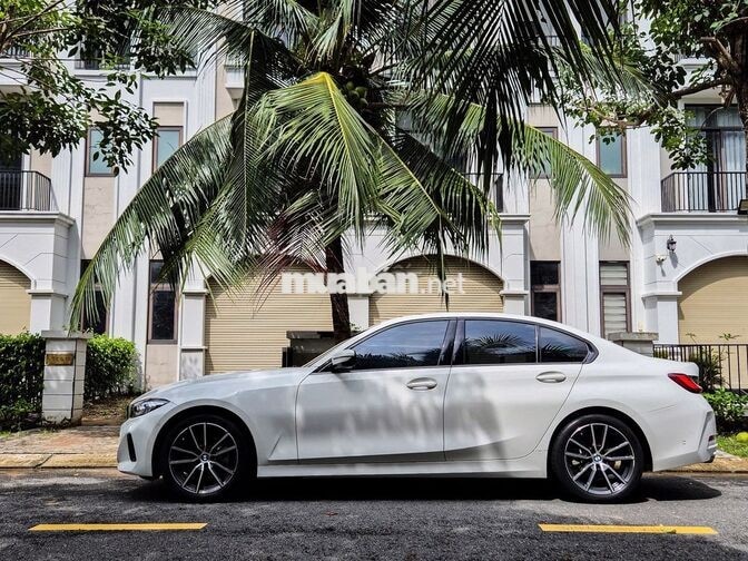 BMW 320i Sportline LCI 2024 Trắng 26,000 km