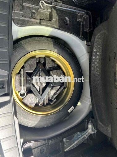 Subaru Forester iL 2023 Trắng 26.000 km