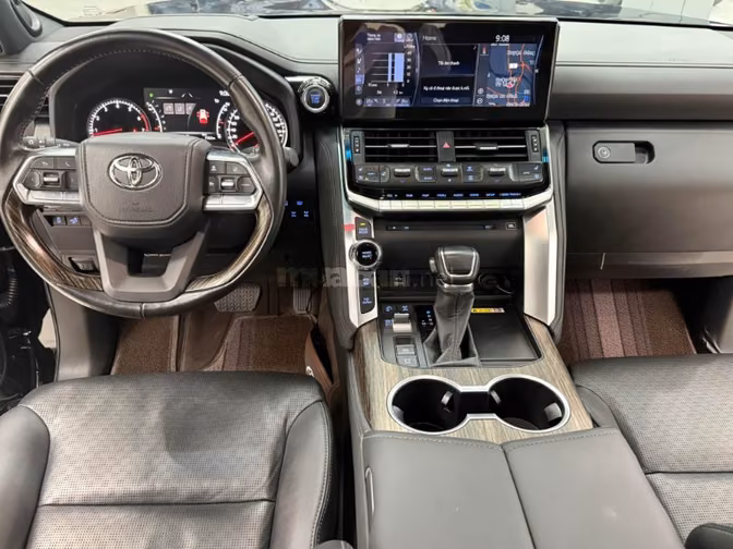 Bán Land Cruiser LC300 sản xuất 2023. Xe cực mới.