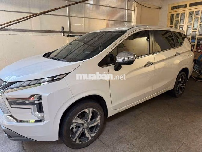 Mitsubishi Xpander 2025 Trắng 30.000 km 535 Triệu