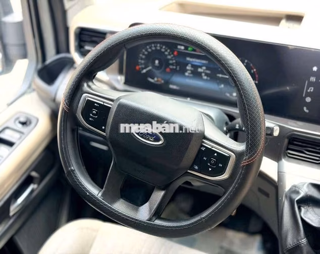 TRANSIT PREMIUM 2024 MẪU MỚI 73000KM BẢO HÀNH 1NAM