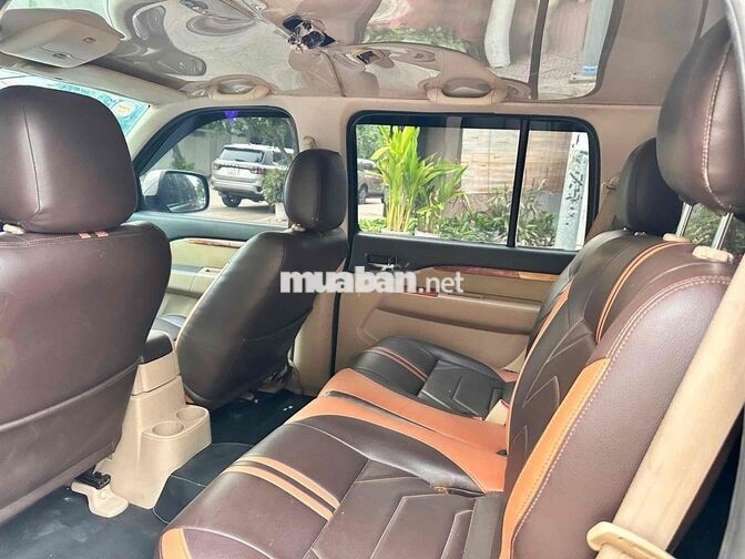 Ford Everest 2009 Xám Tự động