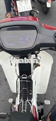 Honda Dream Đỏ trắng