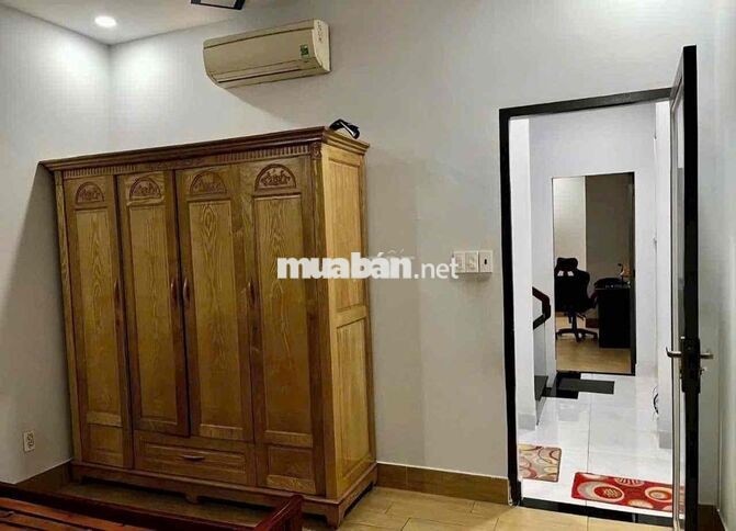 NHÀ TX13 ( SẴN NỘI THẤT ) TRỆT 2 LẦU 2PN 2WC. PHÒNG THỜ, SÂN THƯỢNG