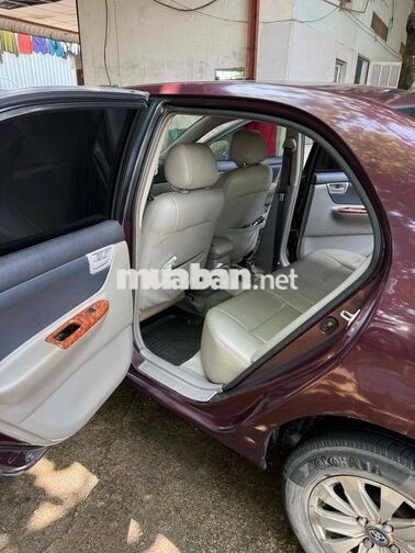 Toyota Corolla Altis 2001 Đỏ đô