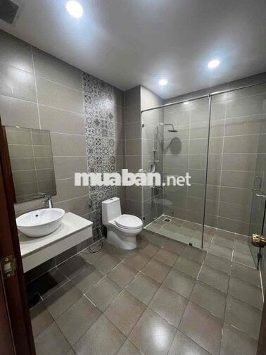 Cho thuê mặt tiền Hoàng Hoa Phám