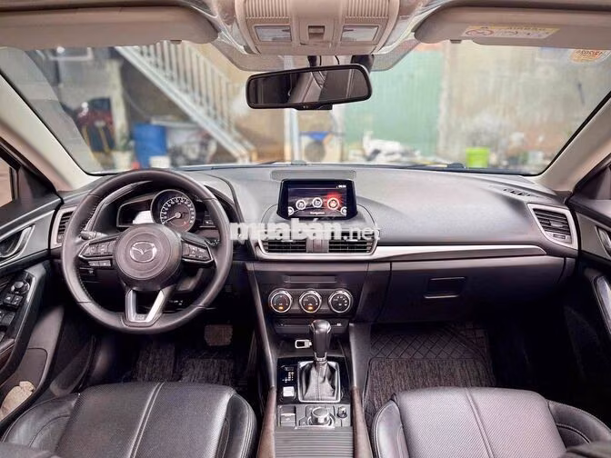 Mazda Mazda 3 Luxury 2020 Trắng 86.000 km