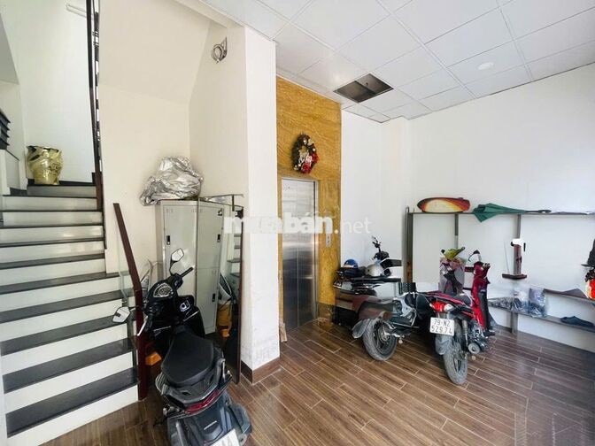 Bán nhà mặt tiền Hồ Biểu Chánh, P,4, Q.8, 111.4m², 12PN, có thang máy