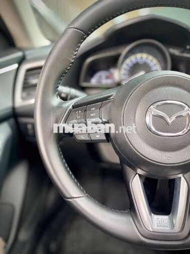 Mazda Mazda 3 Luxury 2020 Trắng 86.000 km