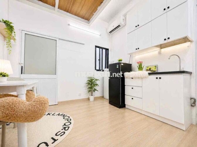 Trống sẵn duplex đầy đủ nội thất thuận tiện di chuyển qua sân bay