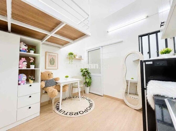 Trống sẵn duplex đầy đủ nội thất thuận tiện di chuyển qua sân bay