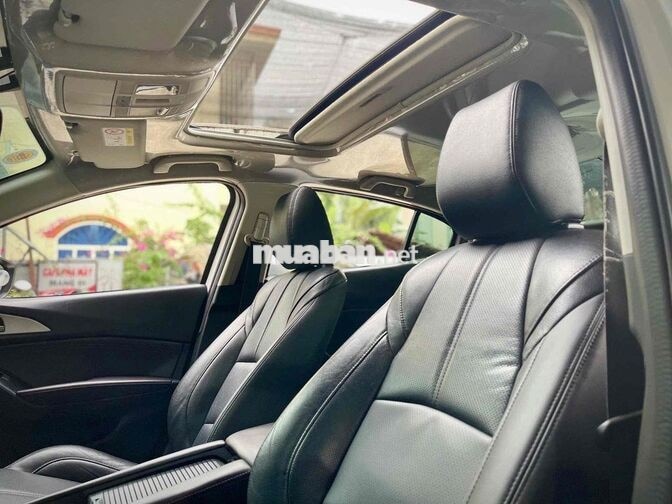 Mazda Mazda 3 Luxury 2020 Trắng 86.000 km