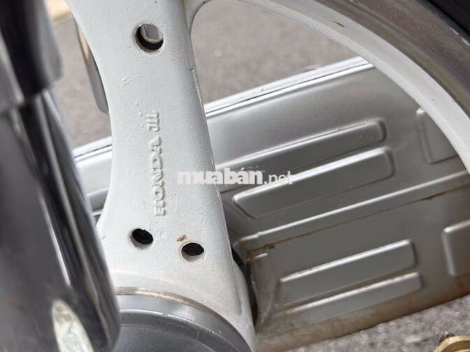 Honda Dream Thái Đỏ mận