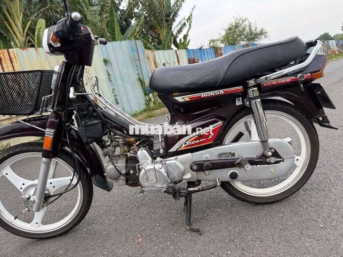 Honda Dream Thái Đỏ mận
