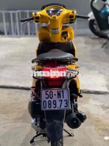 Honda vison 2016 màu Vàng bạc posche mới 95 %