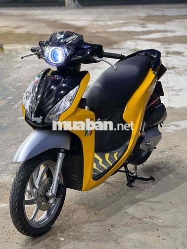 Honda vison 2016 màu Vàng bạc posche mới 95 %