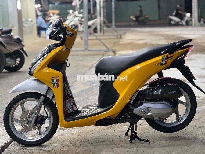 Honda vison 2016 màu Vàng bạc posche mới 95 %