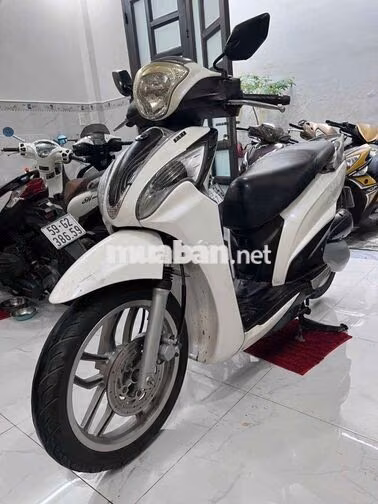 Xe tay ga Kimco Trắng