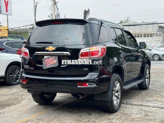 Chevrolet Traiblazer 2019 7 chỗ Máy dầu Đen