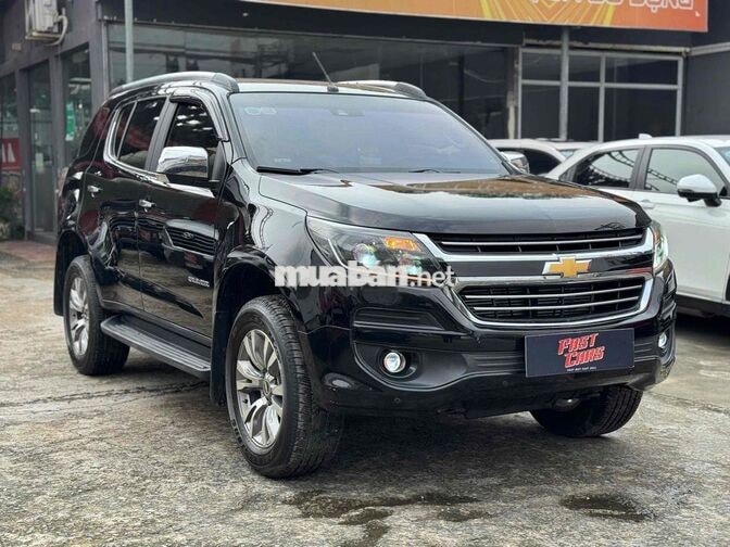 Chevrolet Traiblazer 2019 7 chỗ Máy dầu Đen