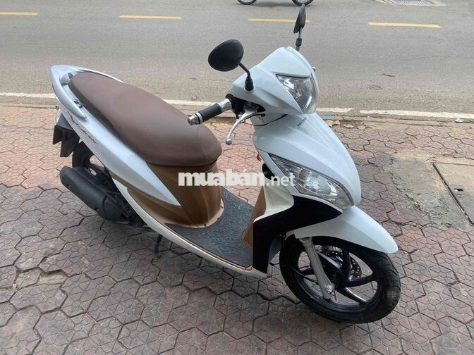 Honda Vision Trắng Việt Nam