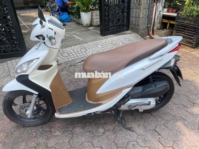 Honda Vision Trắng Việt Nam