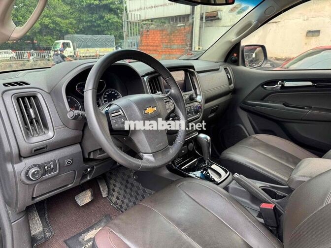 Chevrolet Traiblazer 2019 7 chỗ Máy dầu Đen