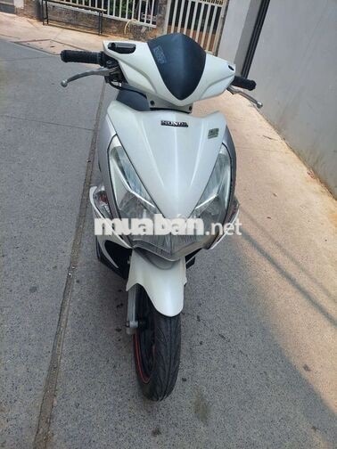 Honda Airblade 110cc Fi Trắng bạc