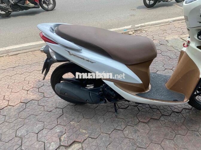Honda Vision Trắng Việt Nam