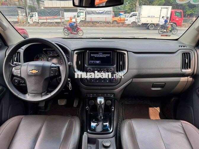 Chevrolet Traiblazer 2019 7 chỗ Máy dầu Đen