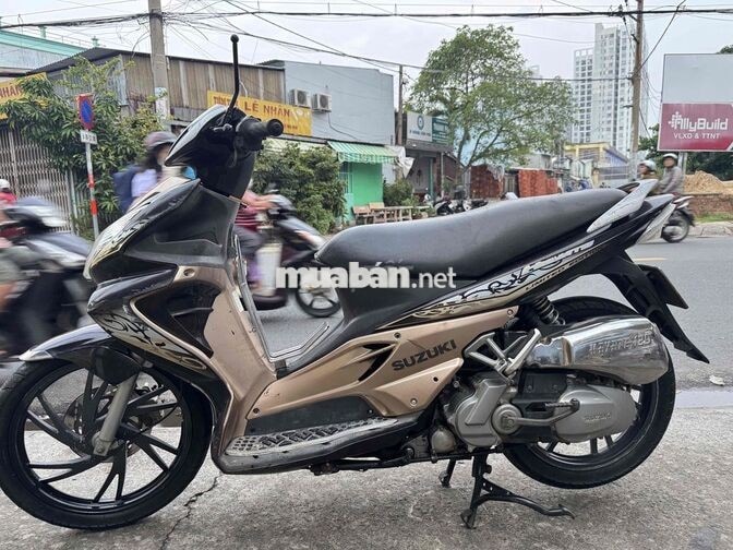 Suzuki Hayate Đen, Vàng đồng